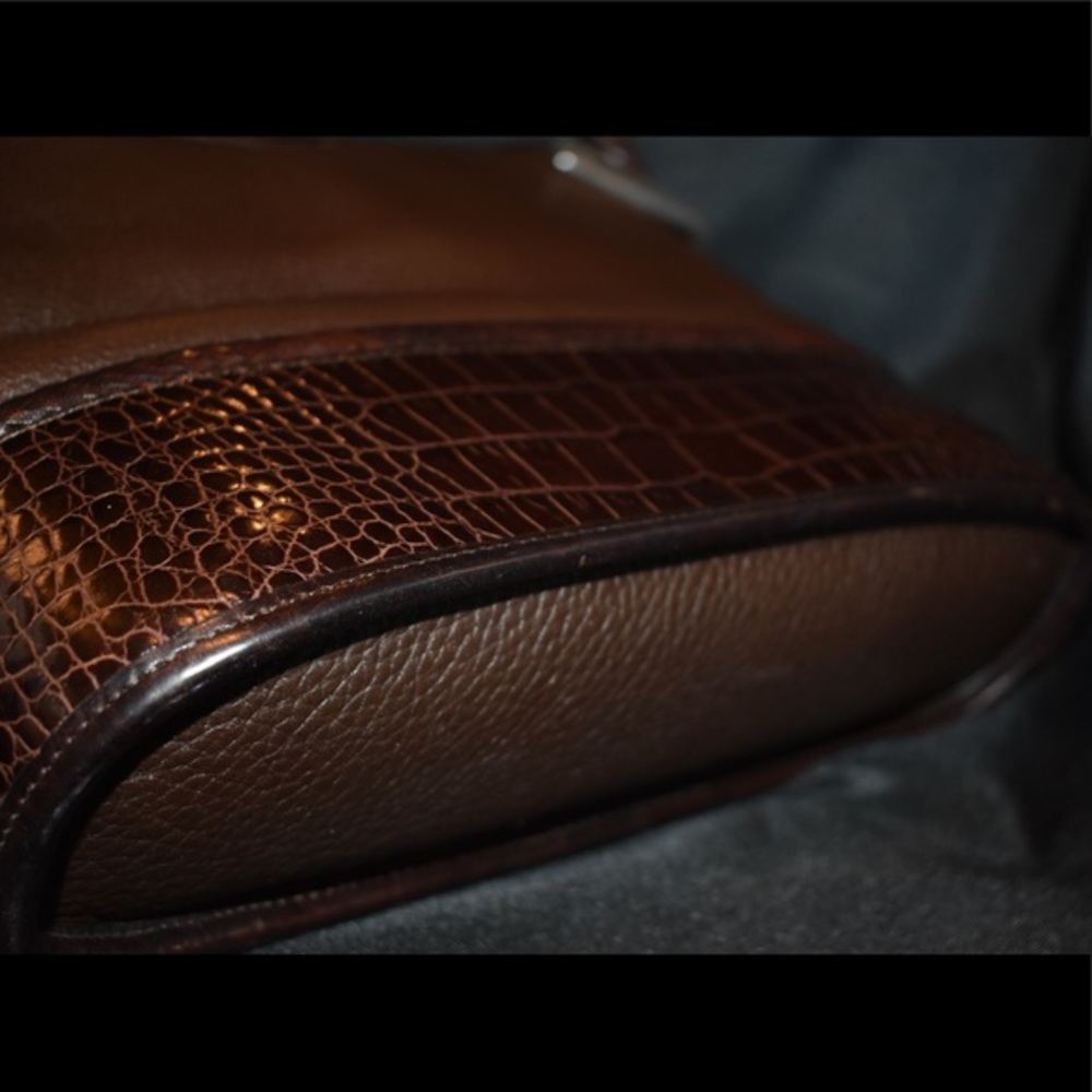 Brighton Handbag - Picture 4 of 8